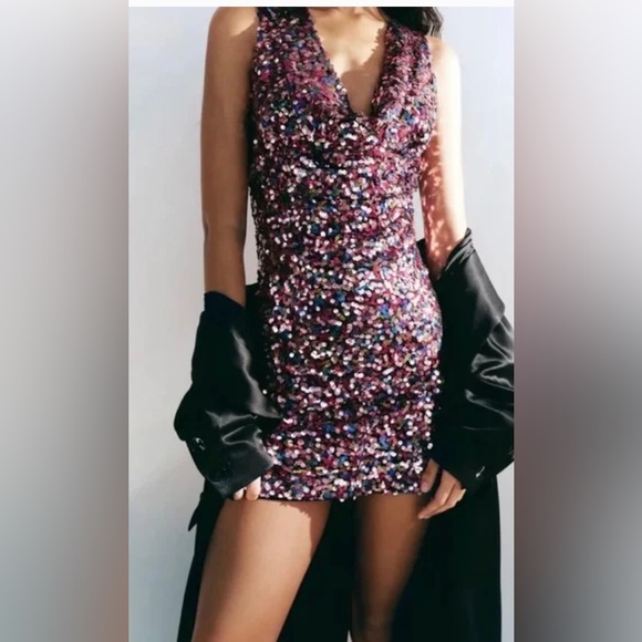 Zara dress - Picture 4 of 4